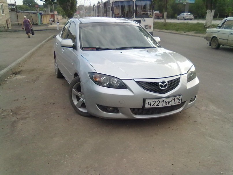 mazda 3)))