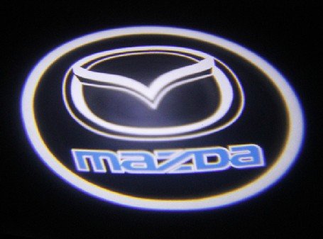 Проекция логотипа "Mazda"