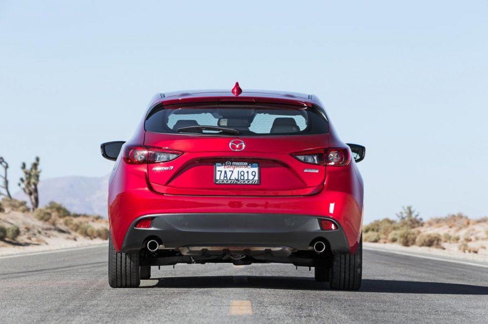 2014-Mazda3-hatchback-rear-end.jpg