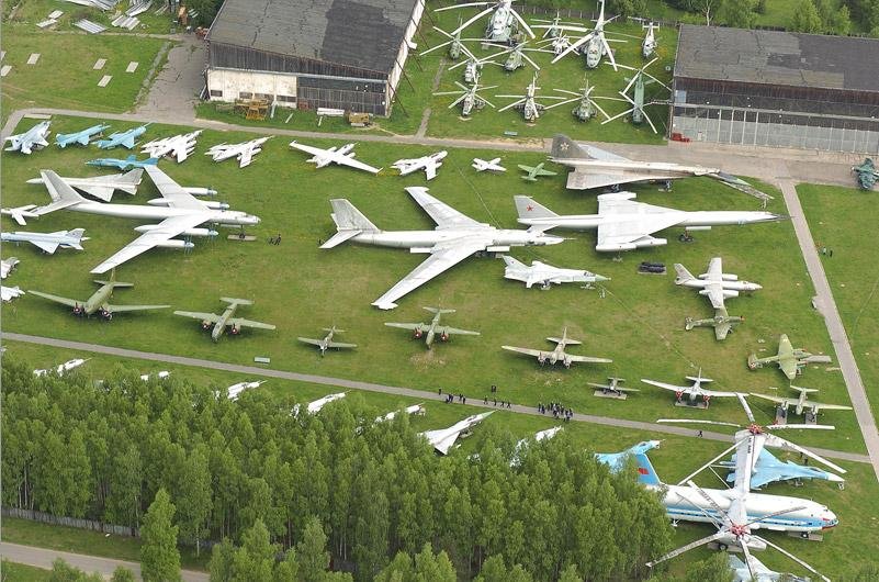 Aviation_museum_in_Monino.jpg